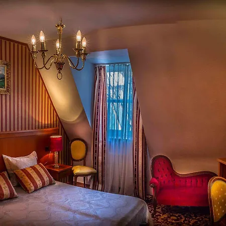Hotel Rebstock 3*